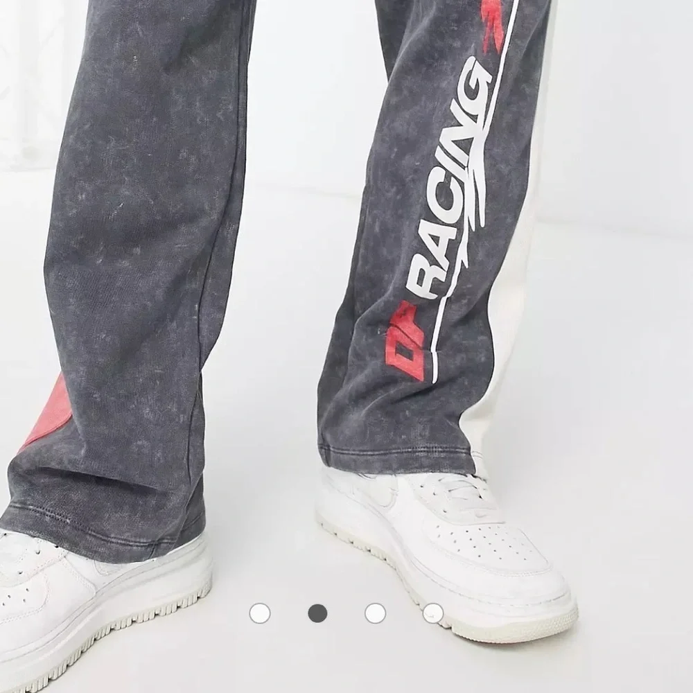NWOT asos design DF racing gray, red, cream sweat pants B55